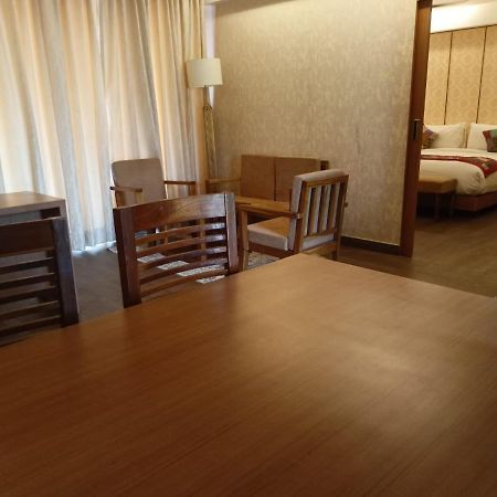 Abhyagama Hotel ดีกา ภายนอก รูปภาพ