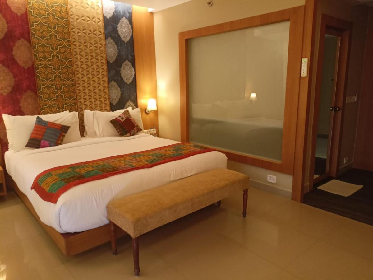 Abhyagama Hotel ดีกา ภายนอก รูปภาพ
