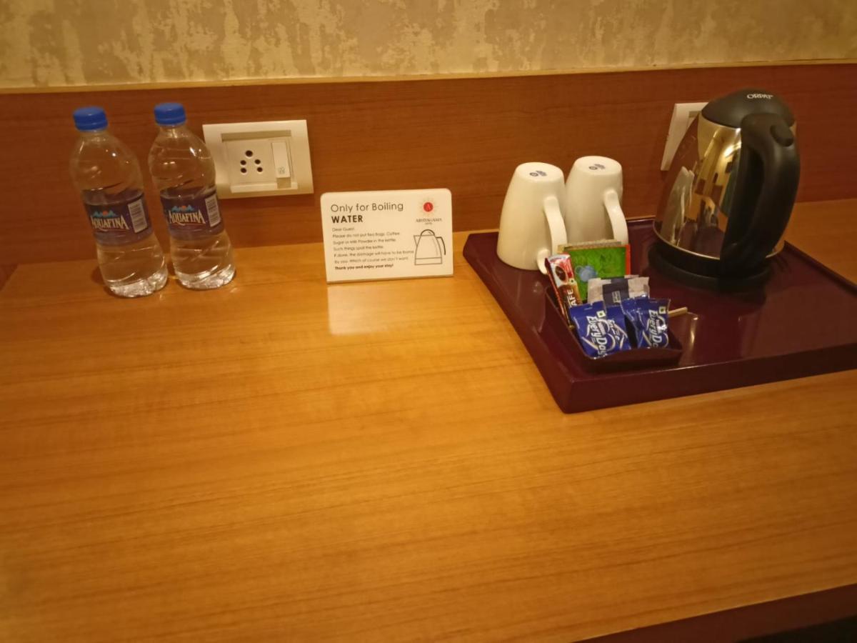 Abhyagama Hotel ดีกา ภายนอก รูปภาพ